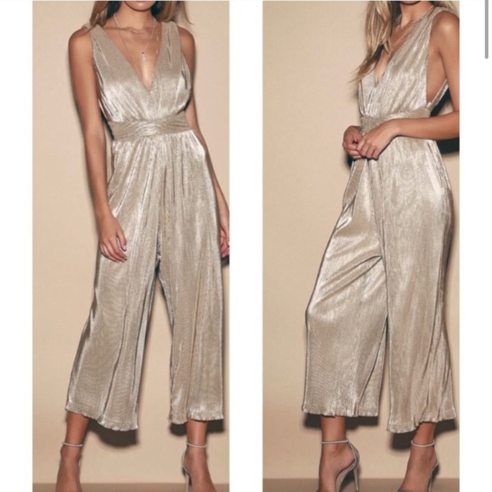 Lulus plunge jumpsuit